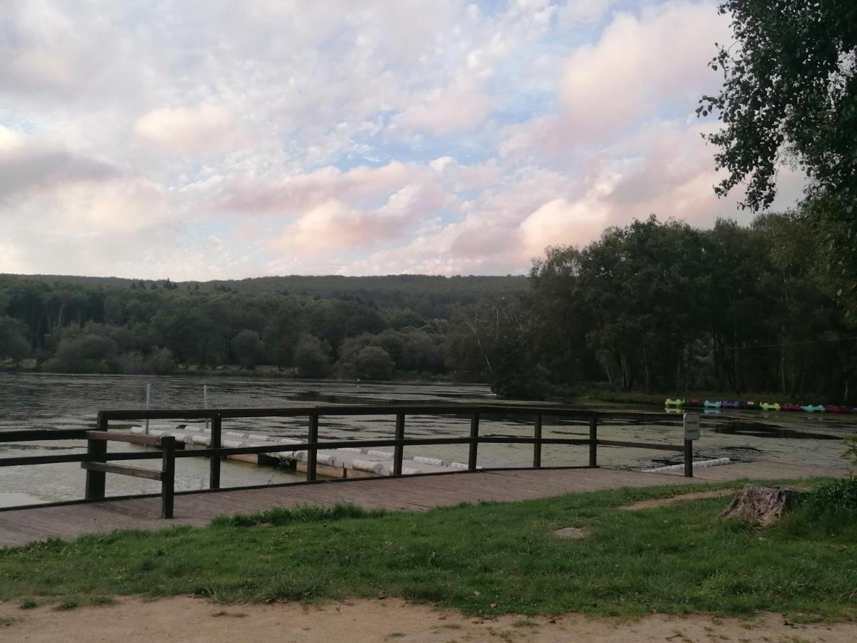 Les Gites De L'Etang De La Foret Brandivy Dış mekan fotoğraf